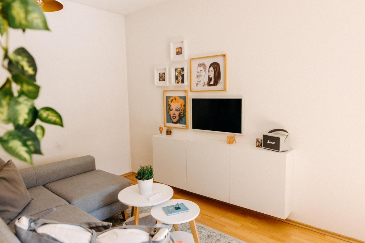 Apartman V Srdci Znojma „Jako Doma“ Znojmo Luaran gambar